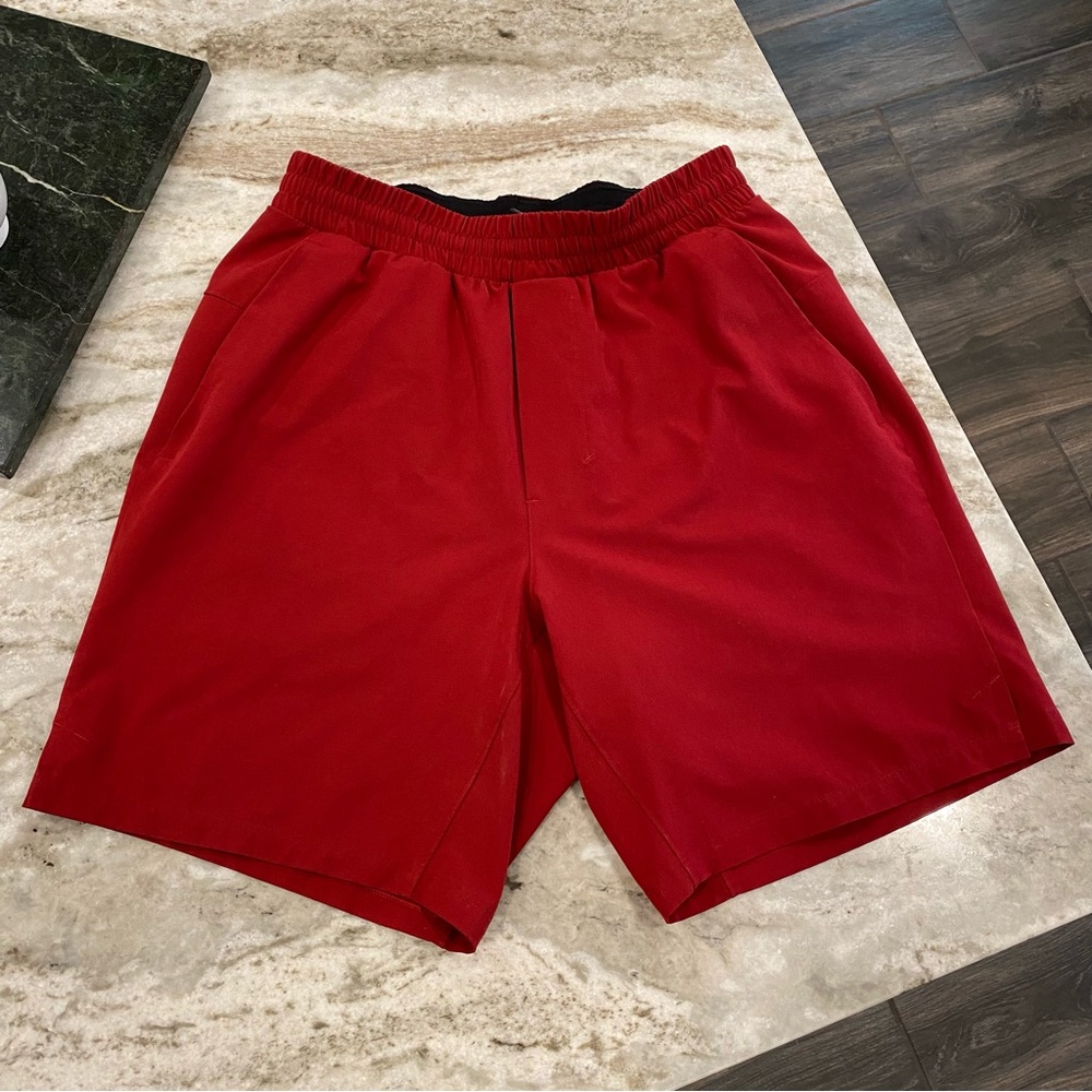 Lululemon mens XS shorts with pockets